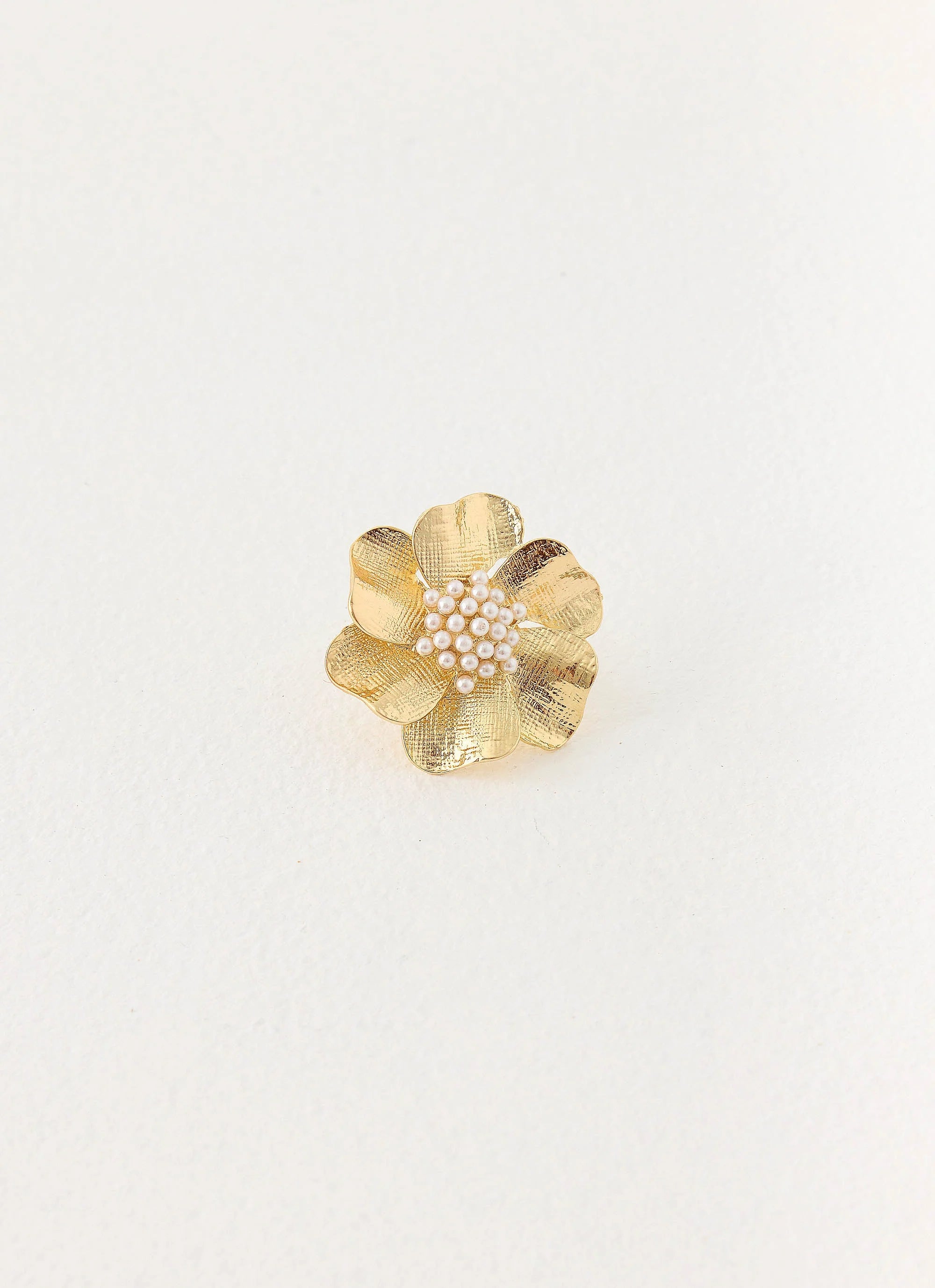 Camellia Pearl Ring - Gold